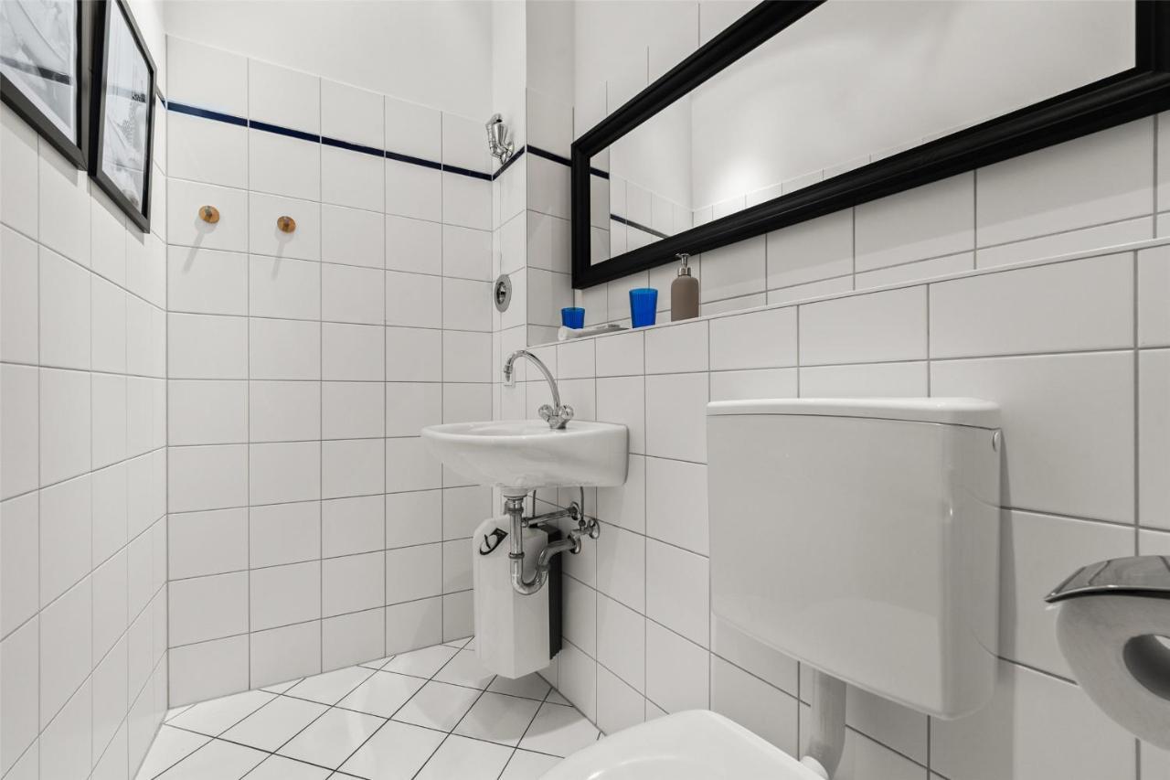 Holiday 33 Apartment J Prenzlauerberg Берлин Екстериор снимка